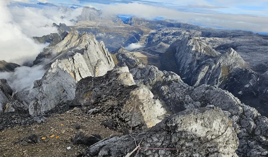 Carstensz Pyramid - Expedition News - 7th October 2025